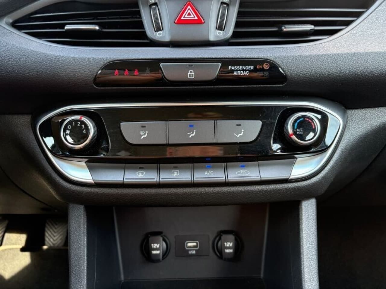 Hyundai i30 - zdjęcie 16