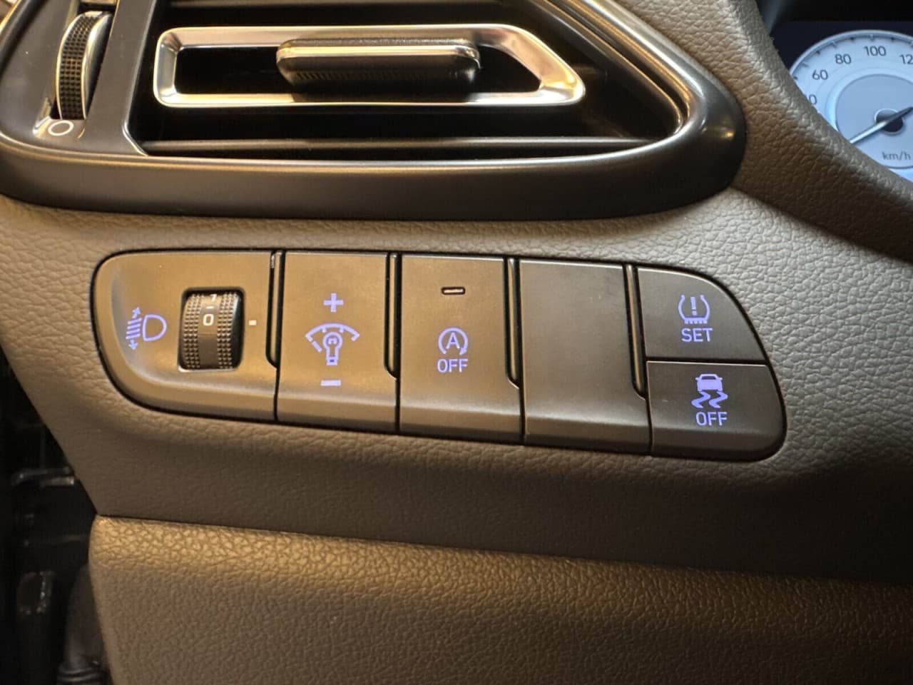 Hyundai i30 - zdjęcie 15