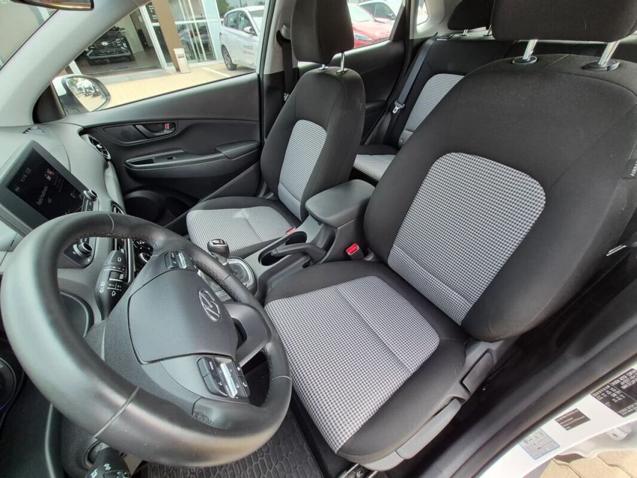 Hyundai Kona - zdjęcie 6