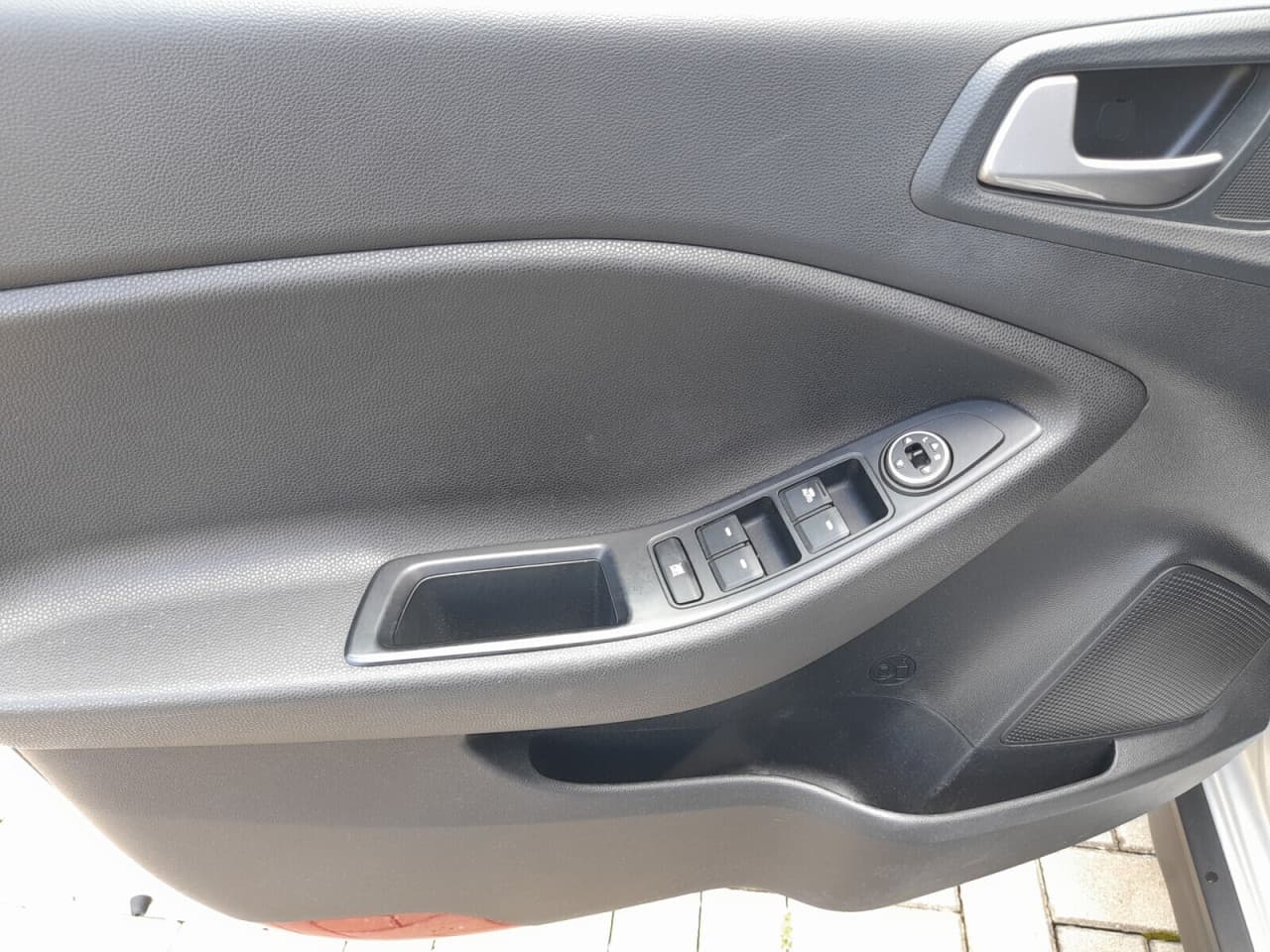 Hyundai i20 - zdjęcie 12