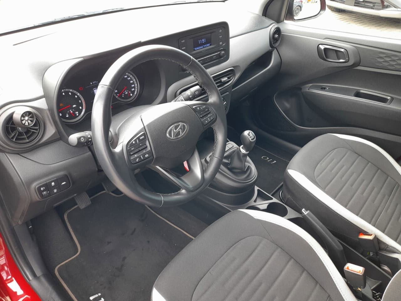 Hyundai i10 - zdjęcie 10