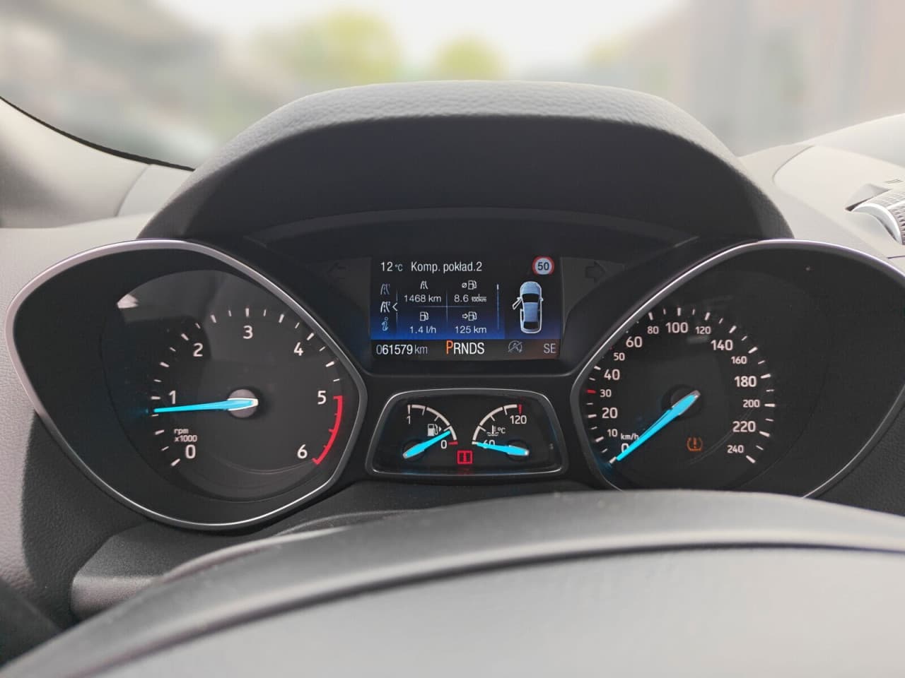 Ford Kuga - zdjęcie 15