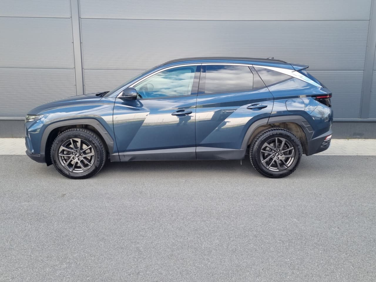 Hyundai Tucson - zdjęcie 2