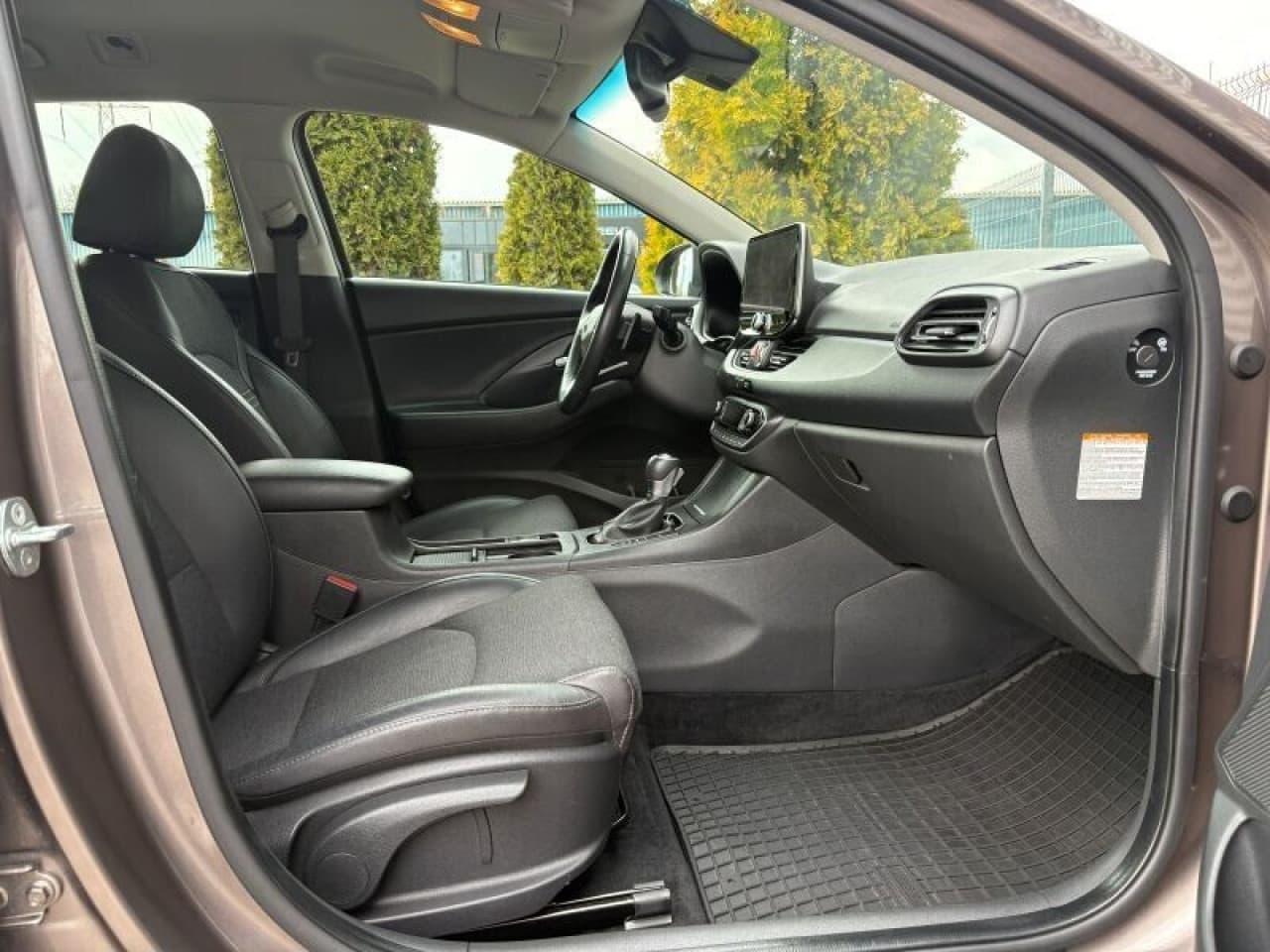 Hyundai i30 - zdjęcie 12