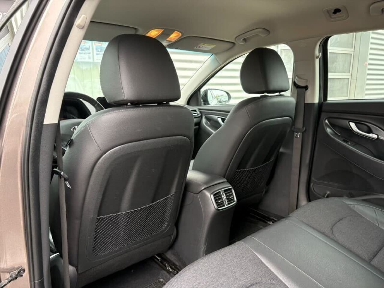 Hyundai i30 - zdjęcie 20