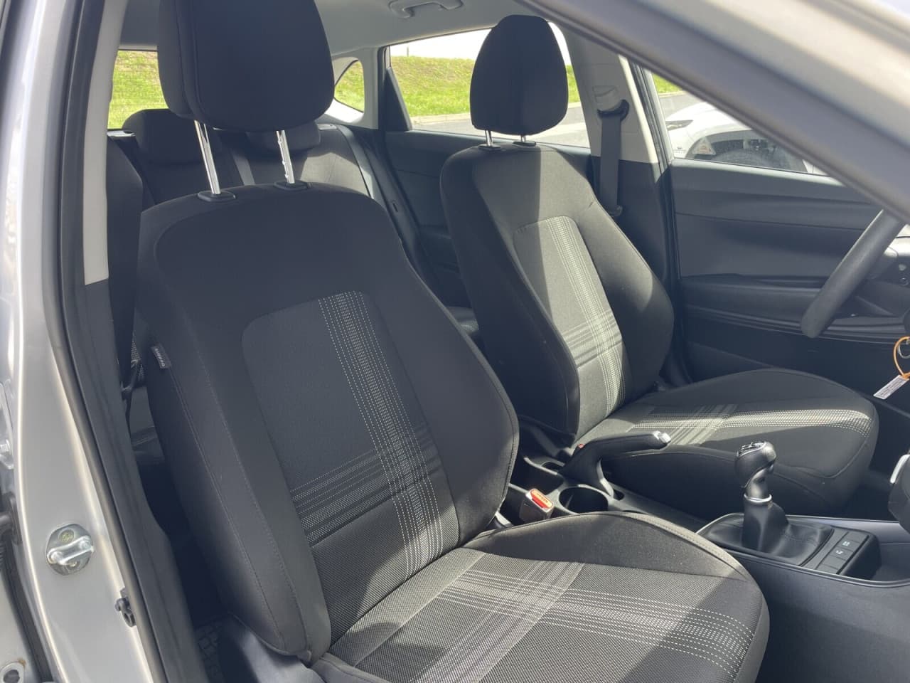 Hyundai i20 - zdjęcie 20
