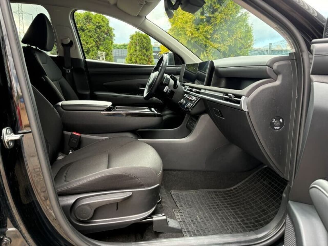 Hyundai Tucson - zdjęcie 10