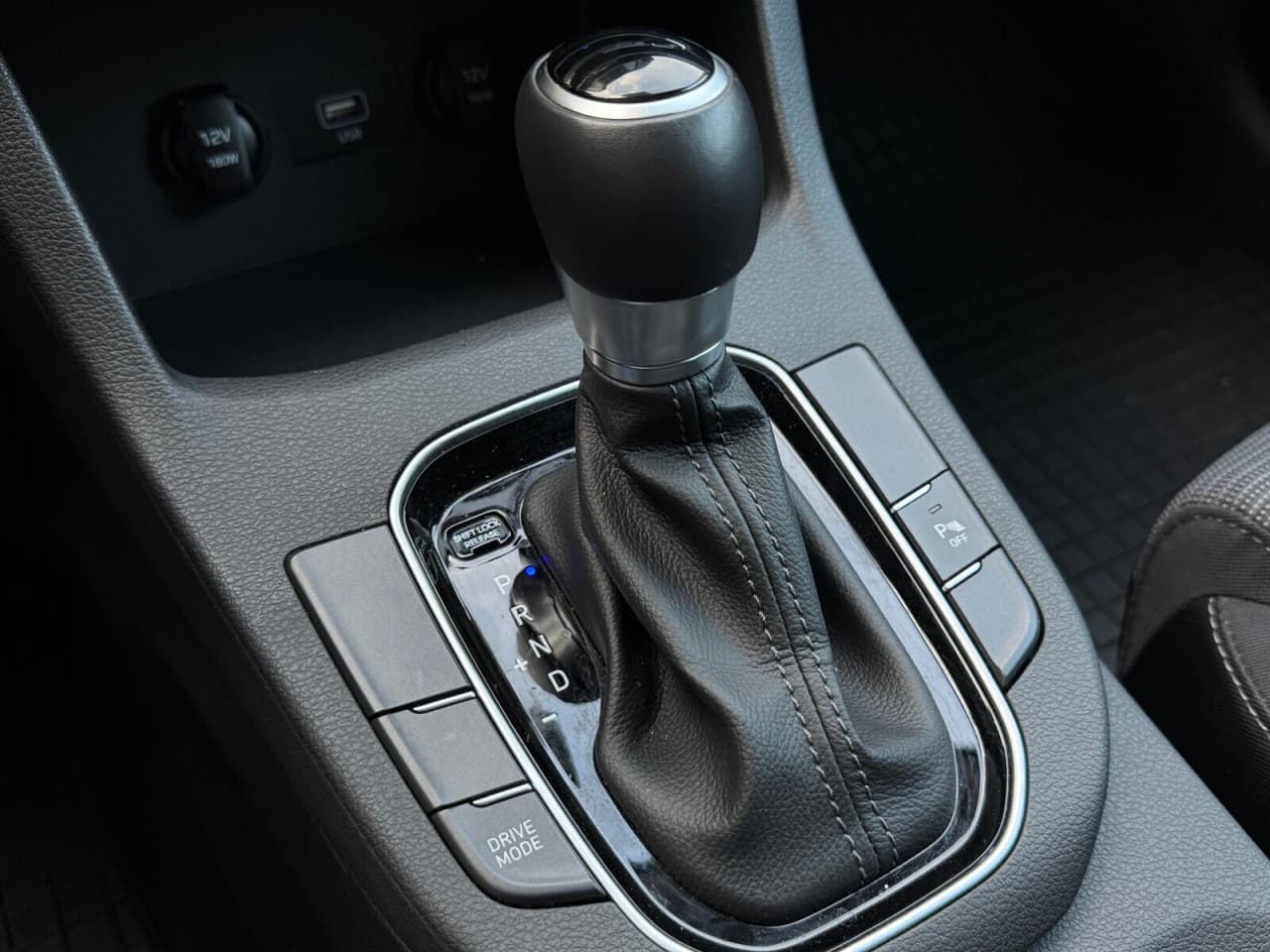 Hyundai i30 - zdjęcie 17